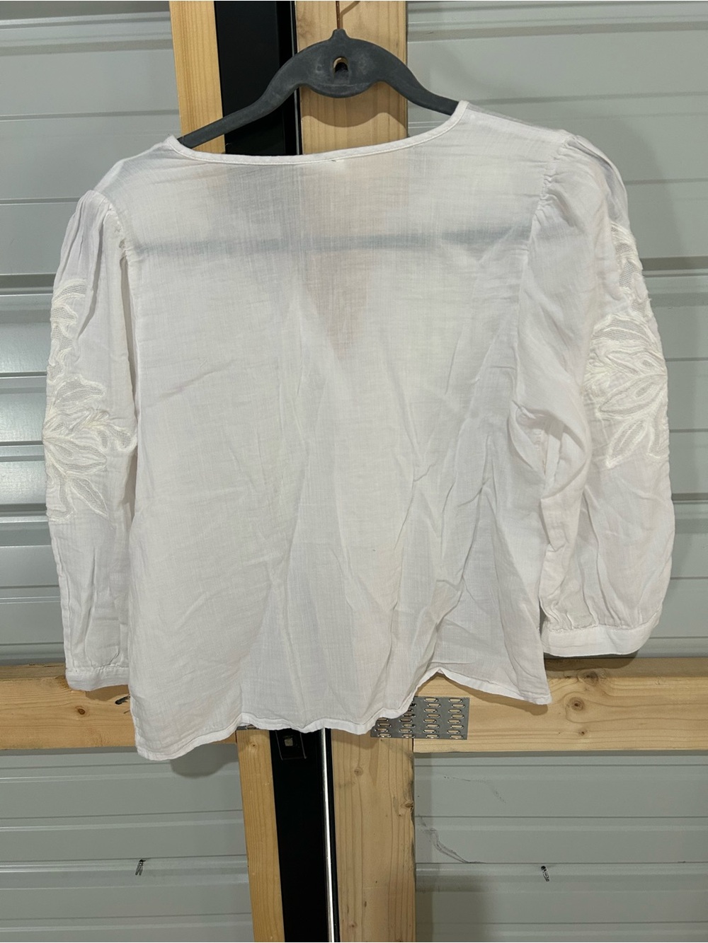 a.n.a White Cotton Embroidered Floral Boho Blouse Size S Boho Cottagecore - Picture 5 of 8